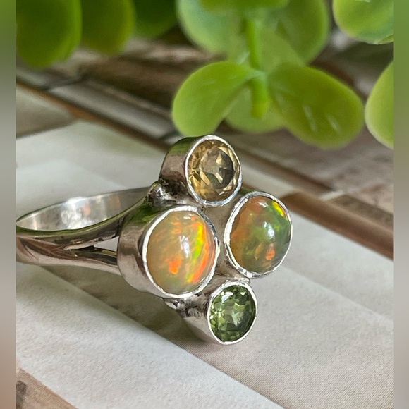 Fire Opal Ring with multi Natural gemstones US 9 splash of colors!! - Picture 2 of 8
